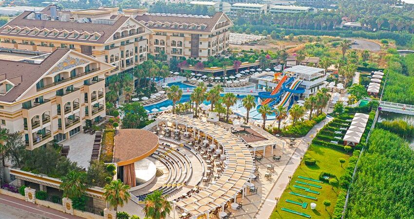 Crystal Palace Luxury Resort & Spa