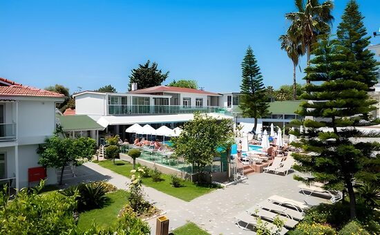 Clover Magic Altınkum Park Side Hotel.