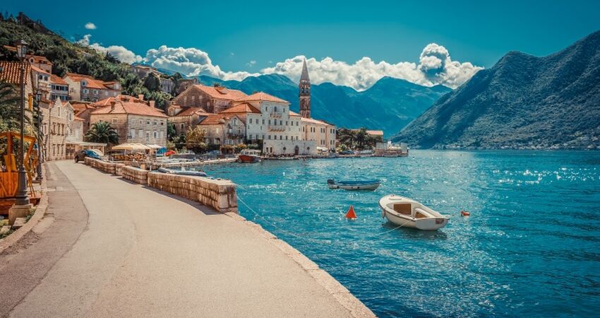 BUDVA Tailwind Havayolları Özel Seferi ile
